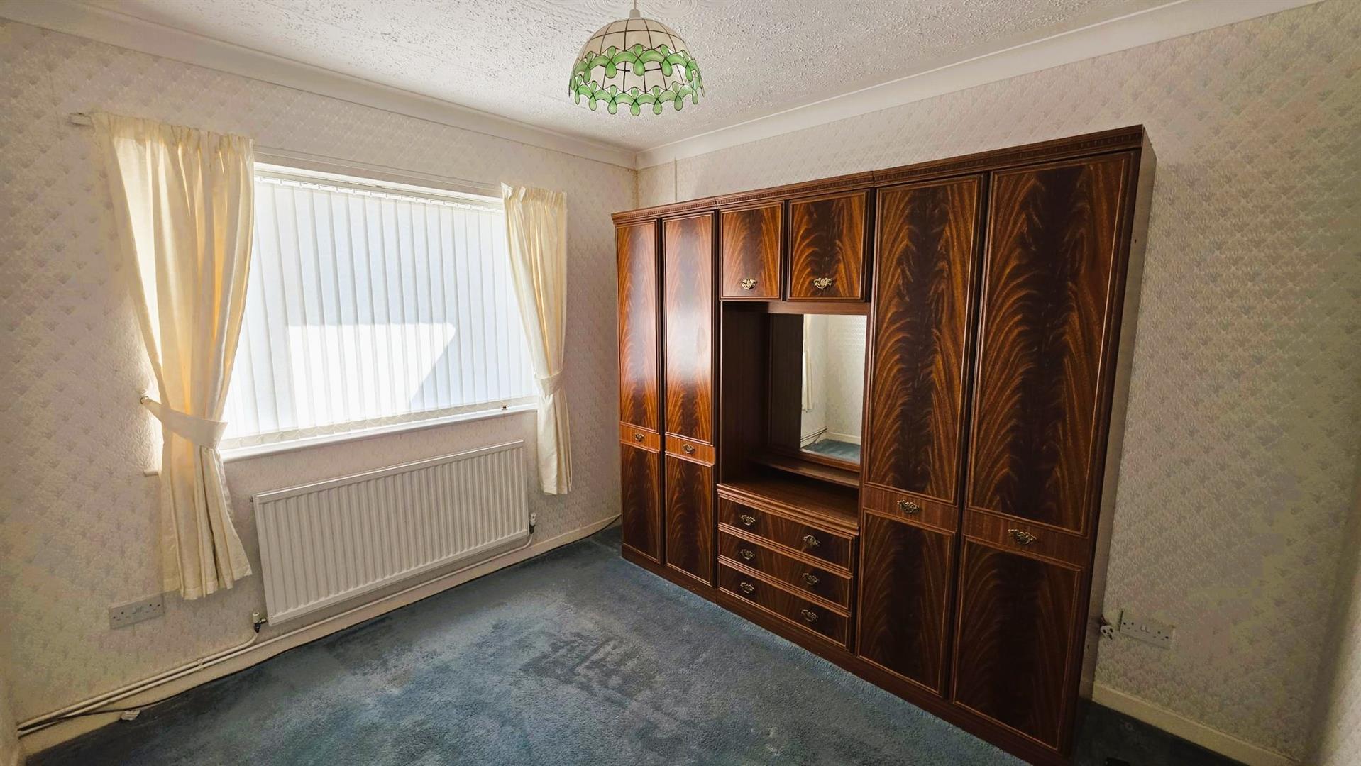 Gwscwm Road, Burry Port, SA16 0BS